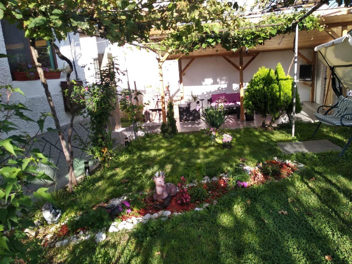 Къща Карби Kŭrdzhali Exteriér fotografie